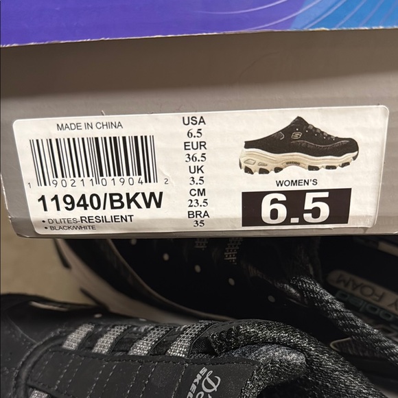 Skechers D'Lites Black and White Slip-On Sneakers - Picture 7 of 7